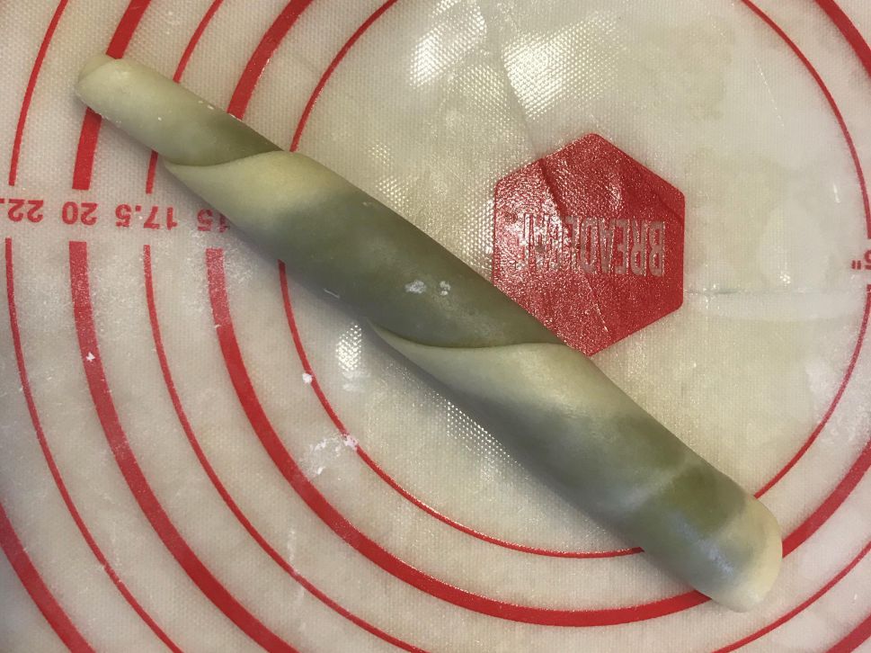 👩‍🍳抹茶红豆螺丝酥的加工步骤