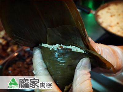 端午节粽子怎么包？完美三角肉粽食谱包法！的加工步骤