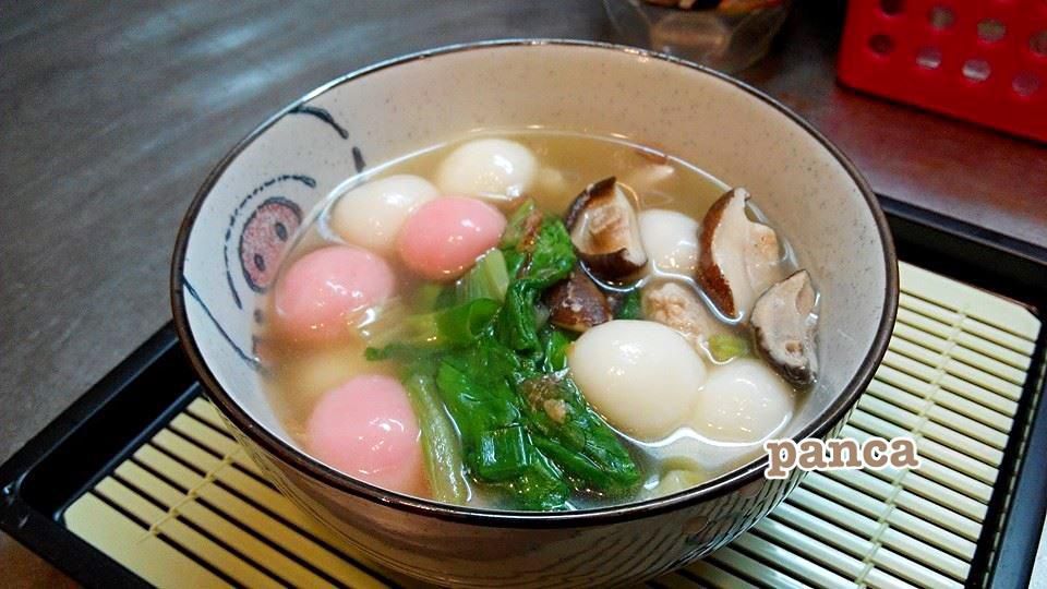 冬至必吃客家咸汤圆(鸡肉版)。胖卡瘦不了食谱的加工步骤