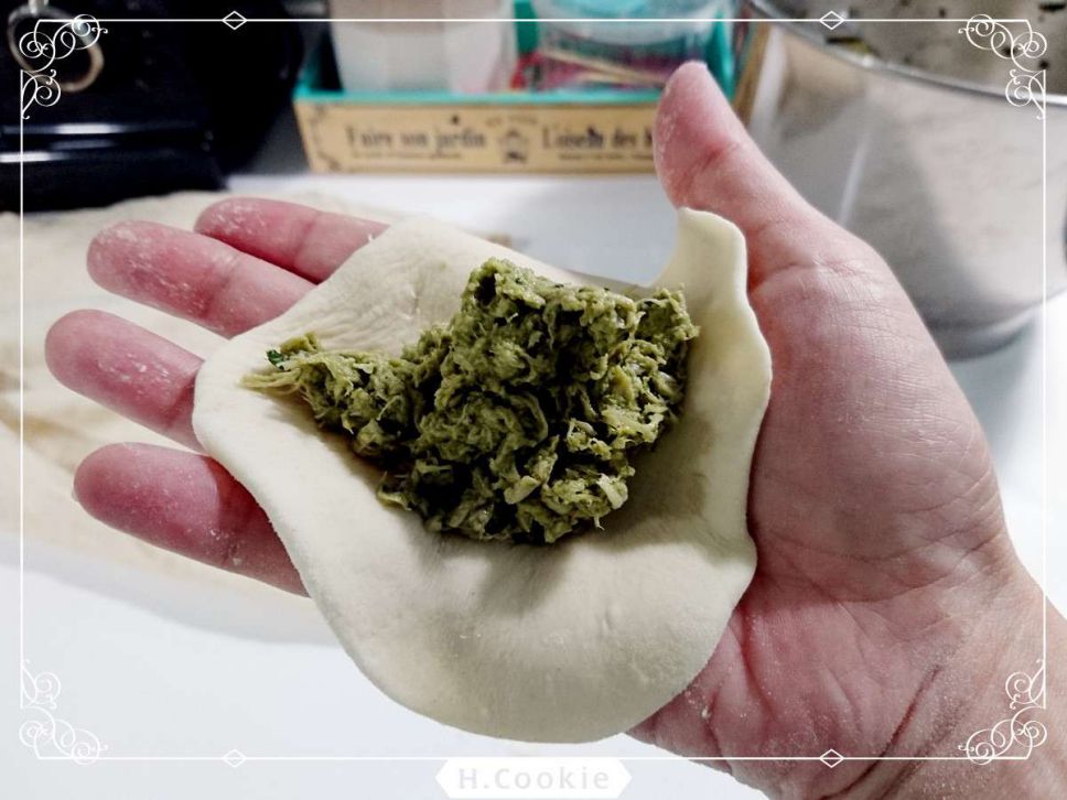 九层塔馅饼（VEGAN纯素）的加工步骤