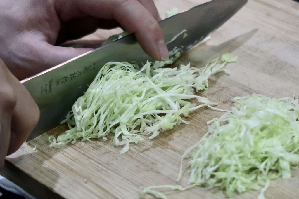 照烧新餐肉抓饼(全素)的加工步骤