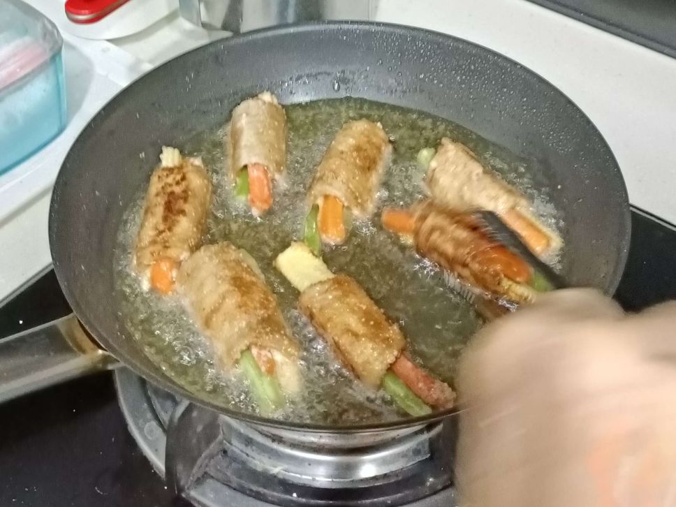 素食烧肉卷的加工步骤