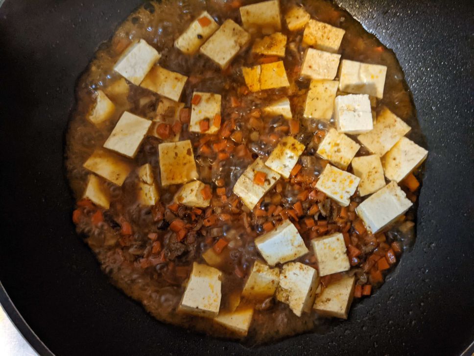 素食麻婆豆腐的加工步骤