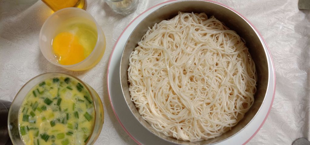 高丽菜面线煎饼的加工步骤