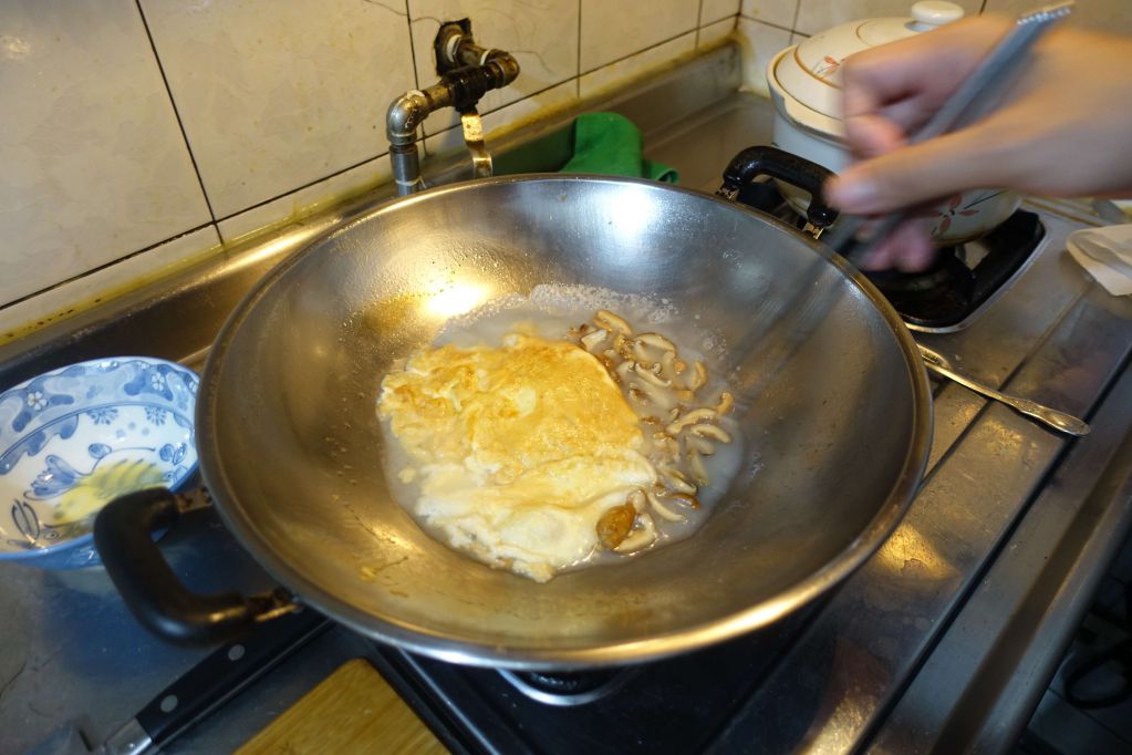 鸡蛋汤面的加工步骤