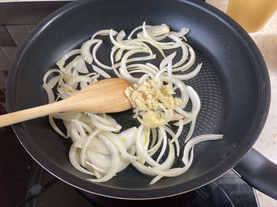 速成鹰嘴豆菠菜咖喱（蛋奶素）的加工步骤