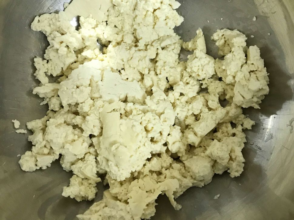 花椰豆腐汉堡排佐蜂蜜油醋酱（蛋奶素）的加工步骤