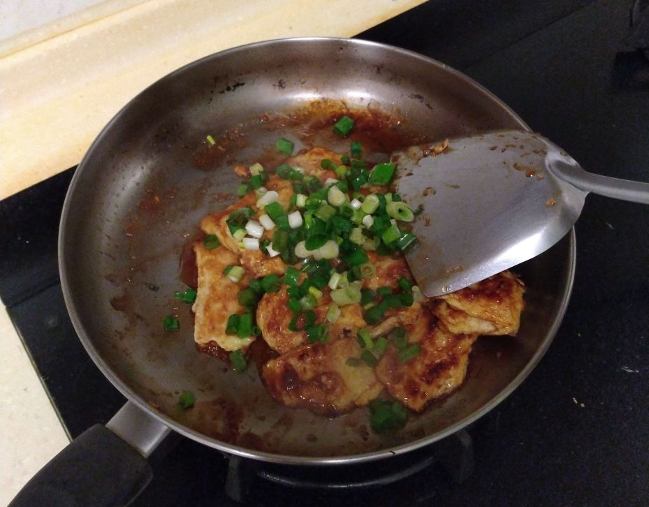 姜烧豆皮&麻油面线的加工步骤