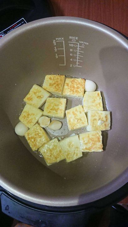 胡子叔 快速上菜 简单又不简单的老皮嫩肉的加工步骤