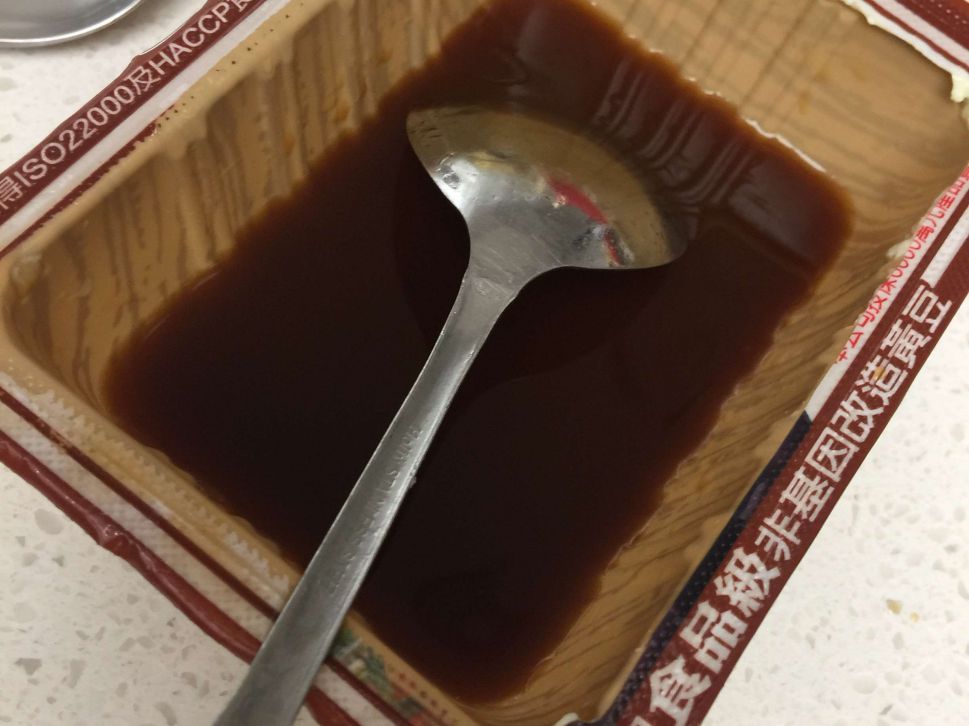 《便当菜》酱烧葱鸡蛋豆腐的加工步骤