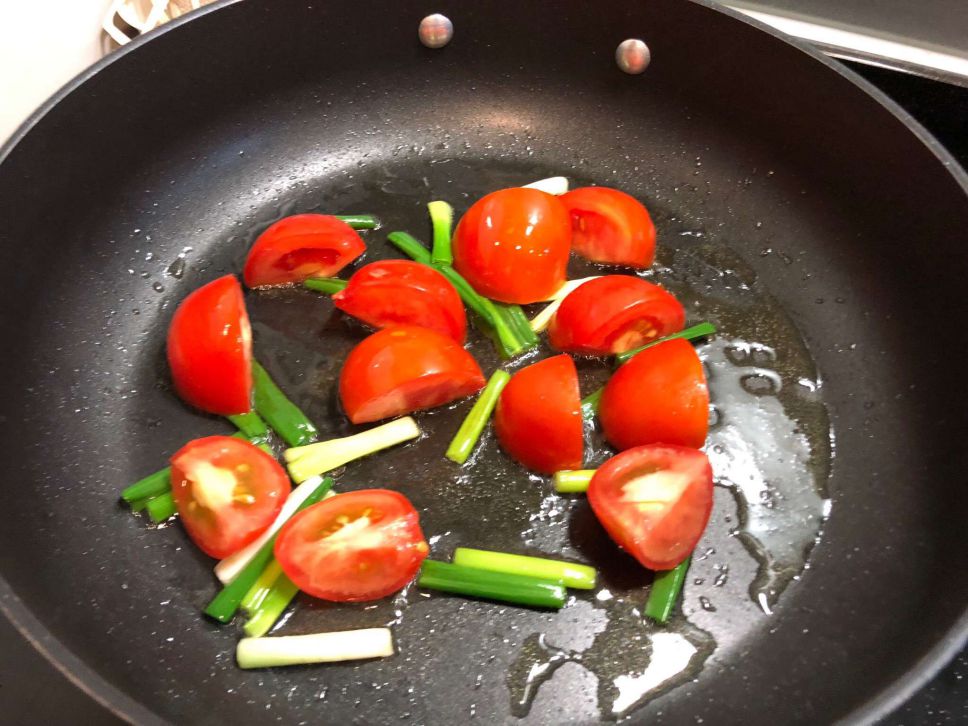 蕃茄豆腐蛋的加工步骤