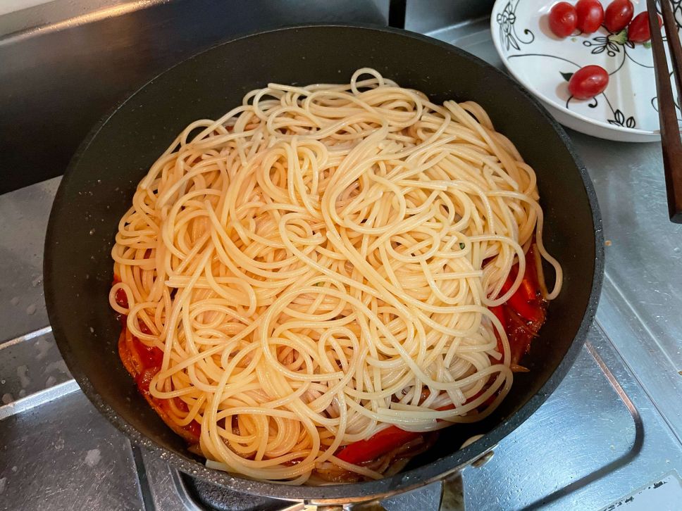 小肉排茄汁意大利面【新餐肉】 🍅的加工步骤