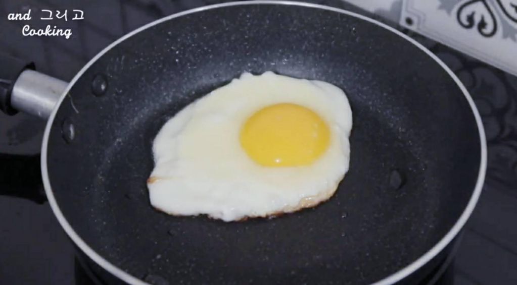 生菜牛肉拌饭소고기 비빔밥的加工步骤