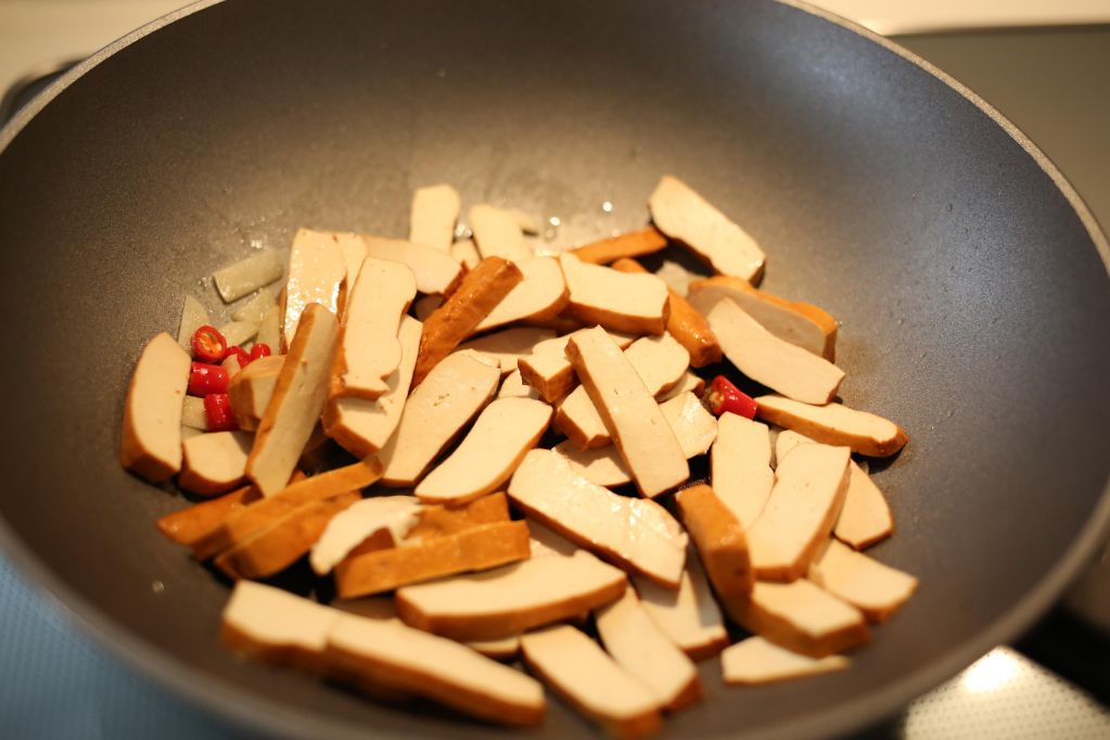 零失败红烧豆干(5分钟上菜)的加工步骤