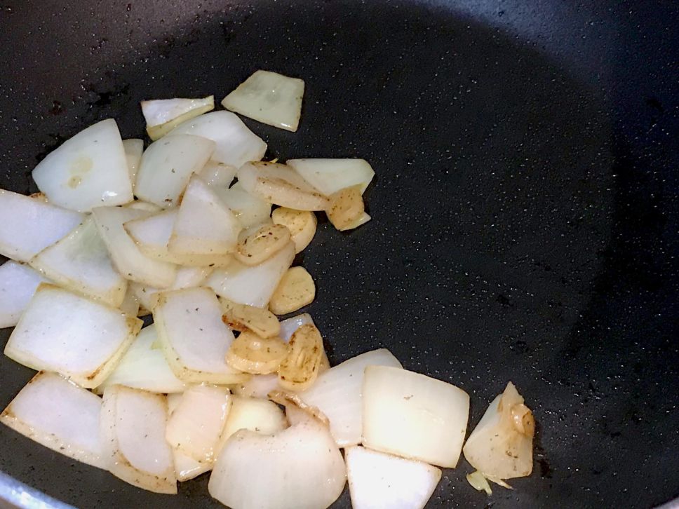 10分钟上菜 青椒嫩炒鸡丁的加工步骤