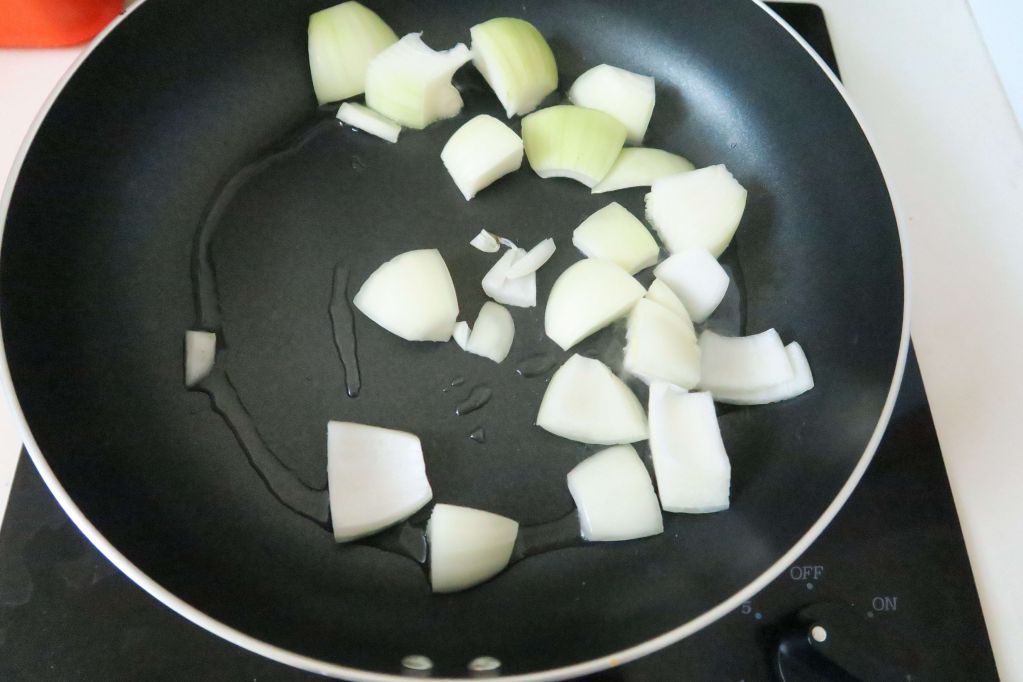 鸡肉菇菇咖喱~鸡胸肉又嫩又入味简单学的加工步骤