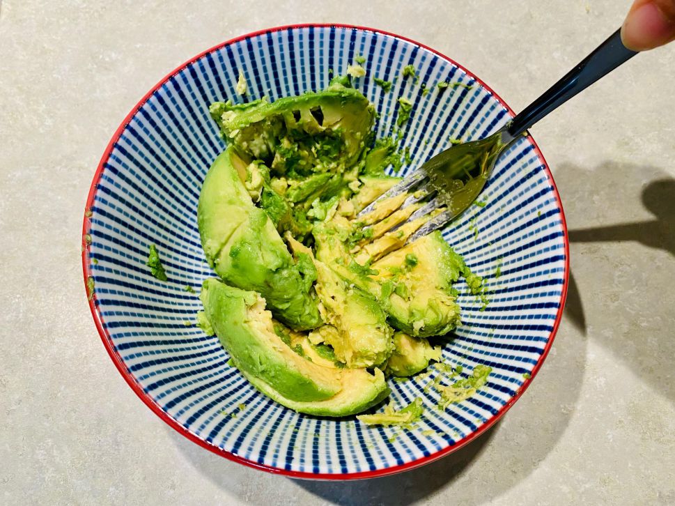 超级营养Guacamole 酪梨酱 🥑的加工步骤