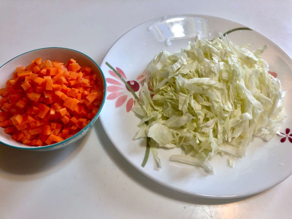 高丽香菜鲜虾煎饼的加工步骤