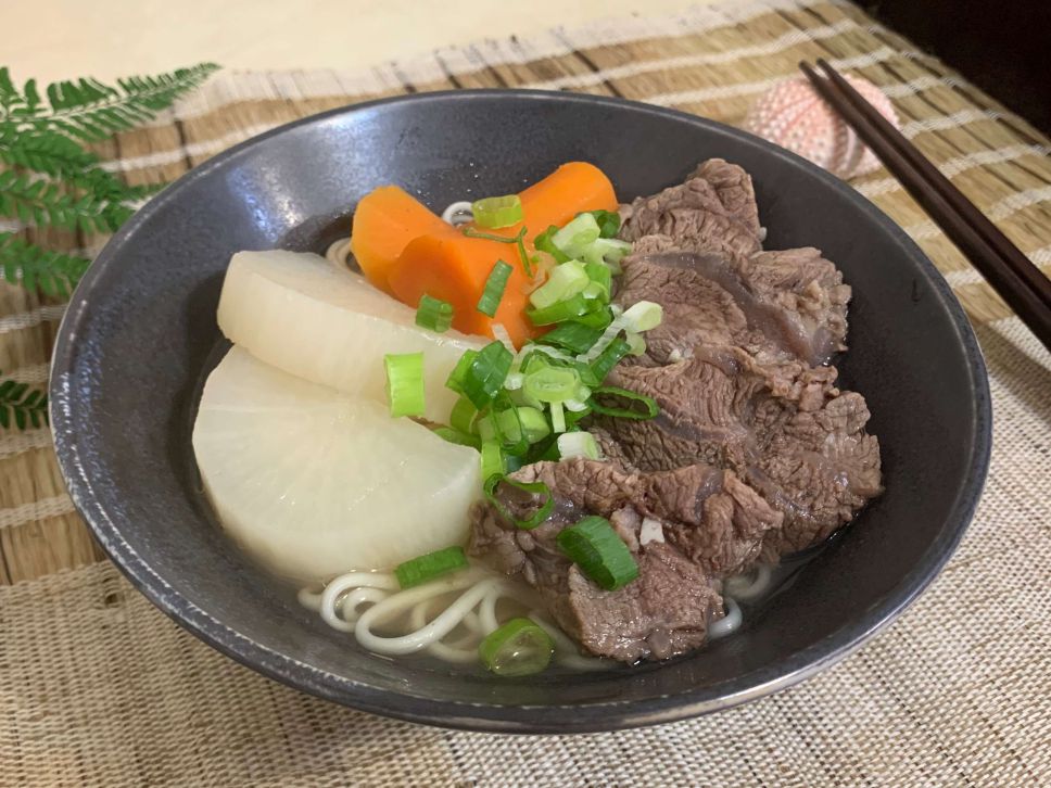 清炖牛肉面（电锅料理）的加工步骤