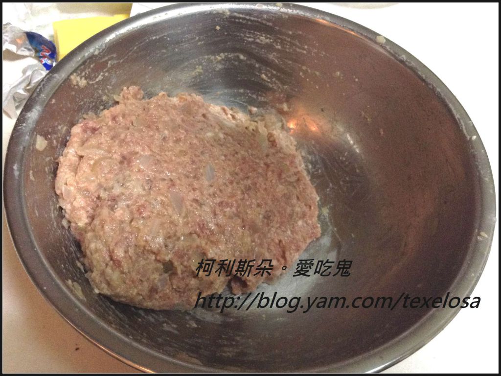 牛绞肉料理。瑞典肉丸Köttbullar的加工步骤