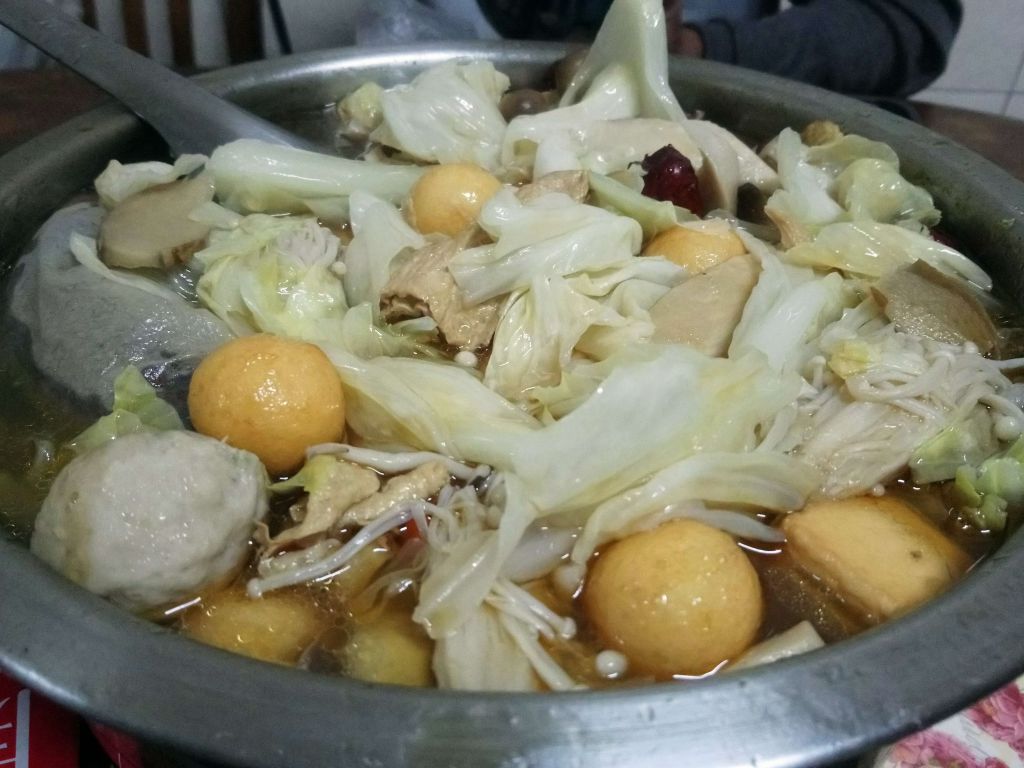 麻油烧酒鸡汤（可当月子餐）的加工步骤