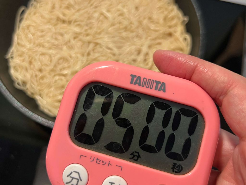 超酥脆的🌳古早味「麻油面线煎饼」🌼的加工步骤