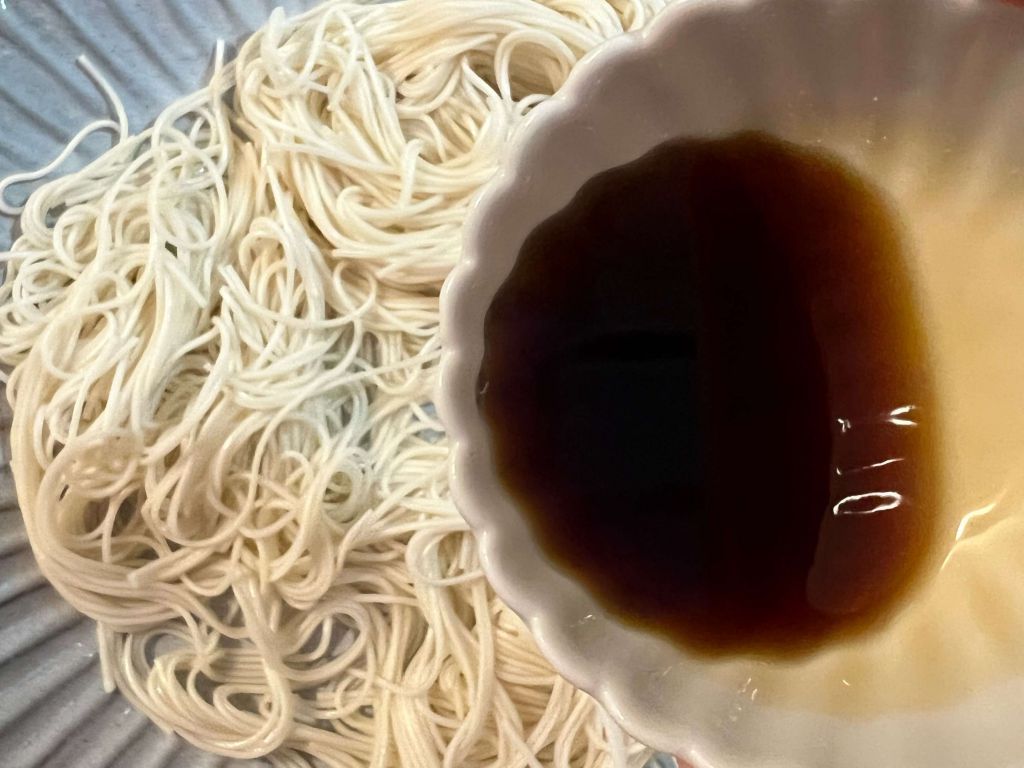 超酥脆的🌳古早味「麻油面线煎饼」🌼的加工步骤