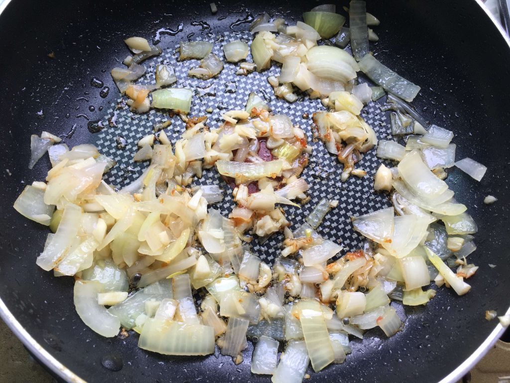 番茄菇菇鸡肉意大利面的加工步骤