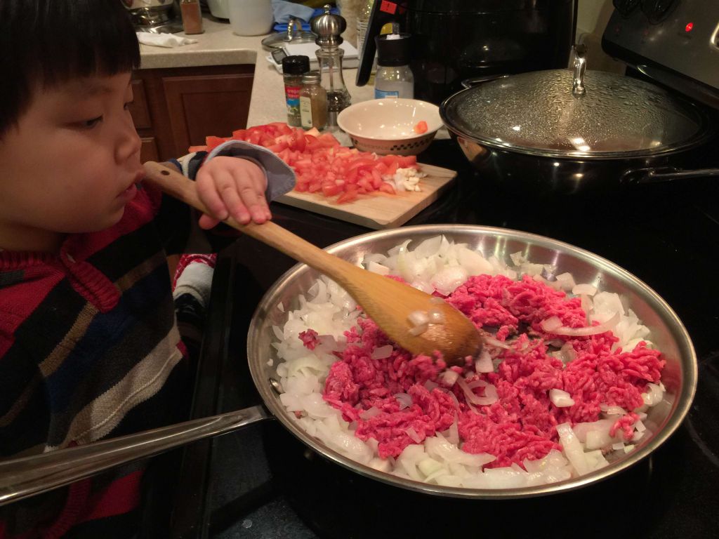 美式焗烤牛肉通心面的加工步骤