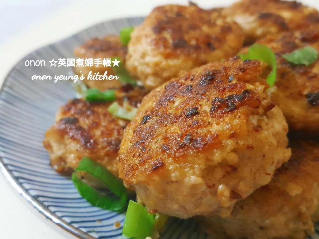 照烧酢汁豆腐煎饼
日式。简易家常菜。晚餐的加工步骤