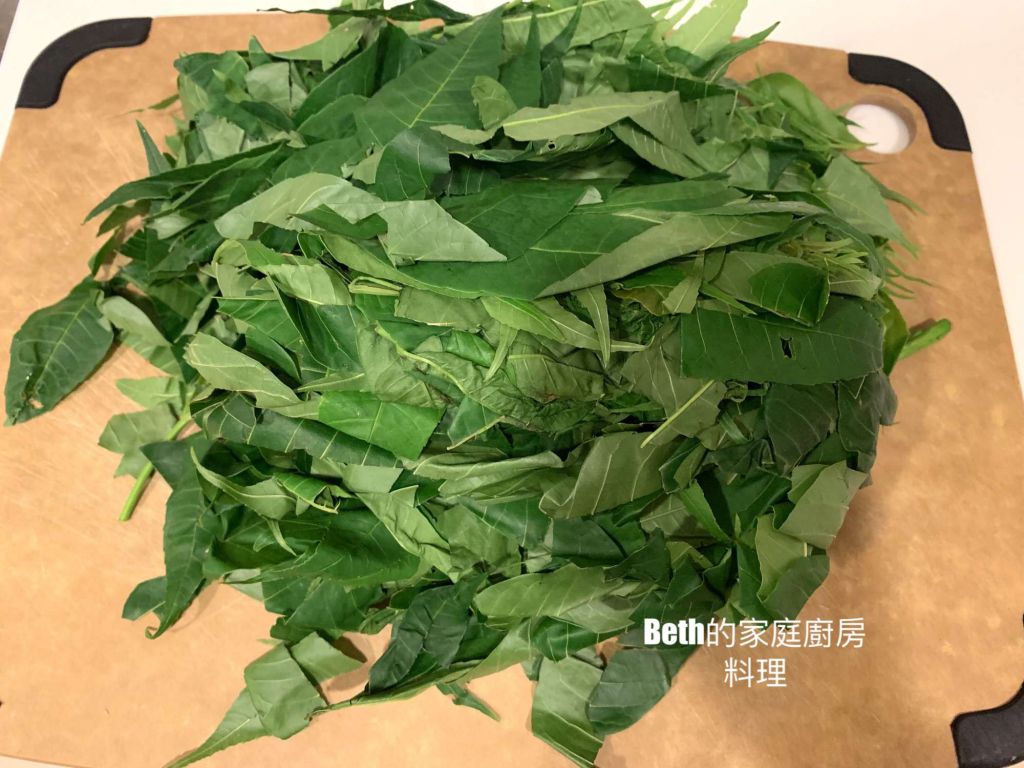 苦茶油香椿饼（素）的加工步骤