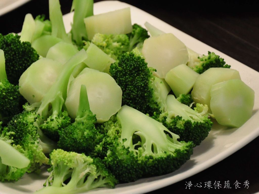 【柚纤黑胡椒菇排】纯素食~柚子入菜的加工步骤