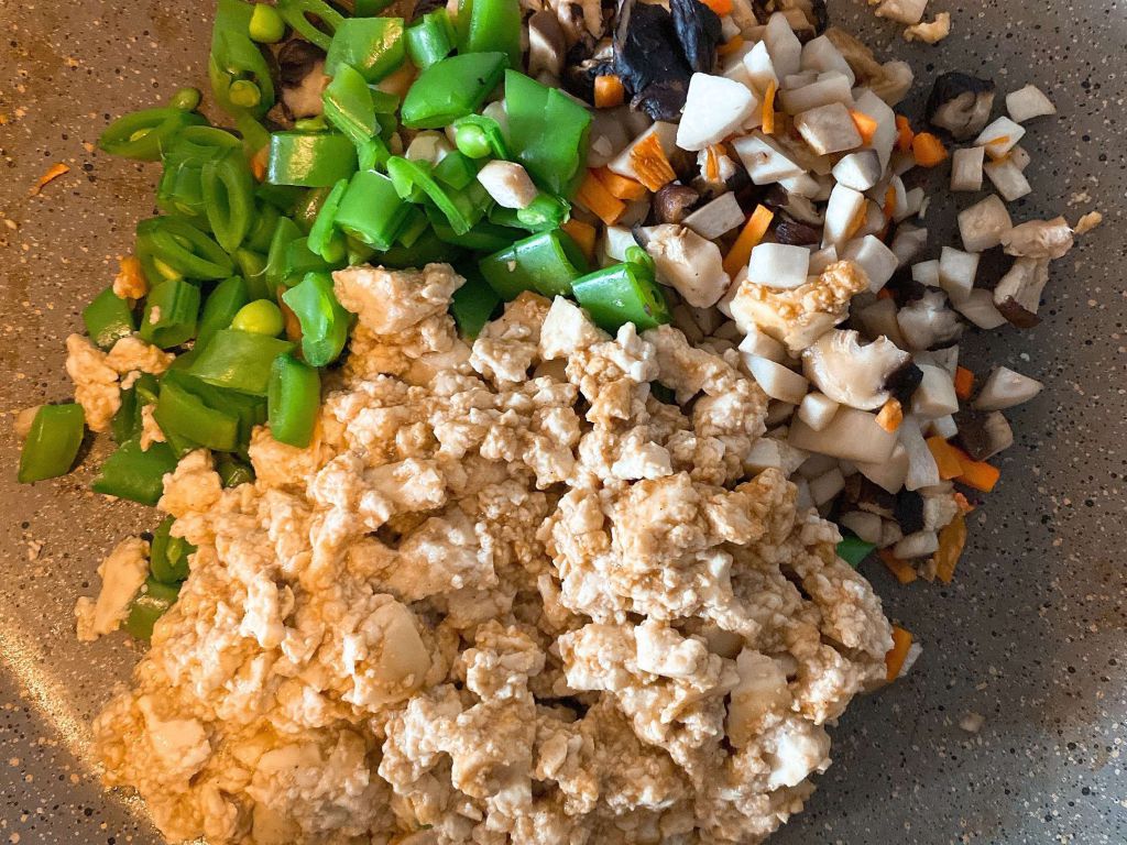 素食轻食 苹果苦瓜珠宝盒的加工步骤