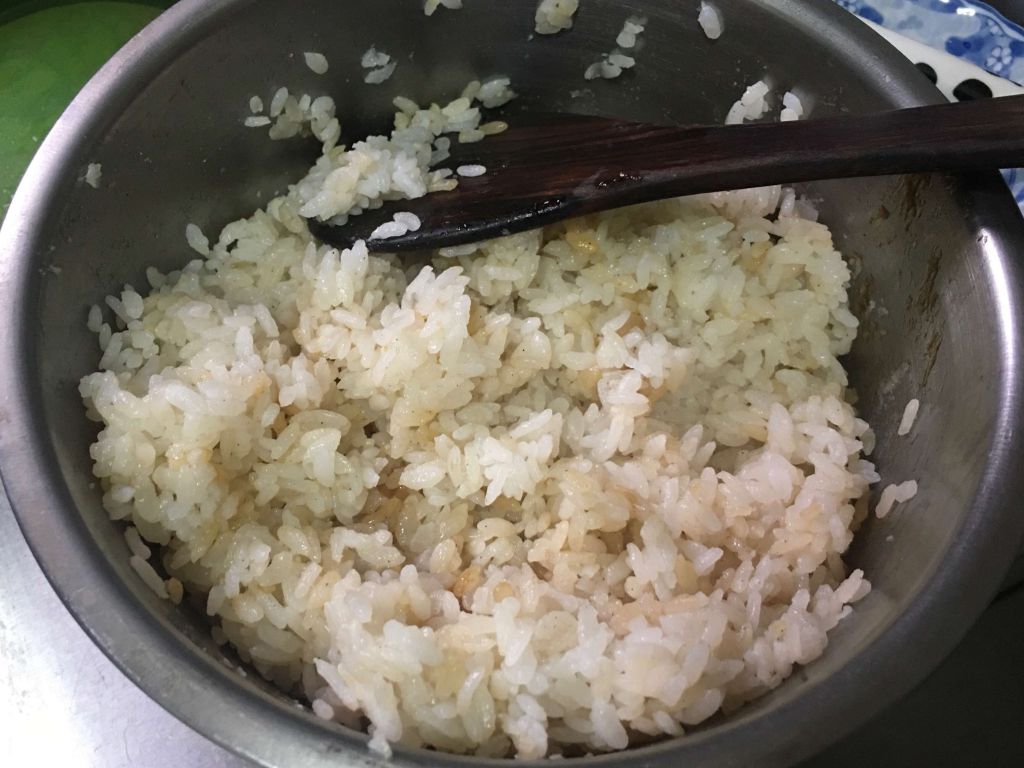 五目蔬菜拌饭（改良版上海菜饭）（素食）的加工步骤