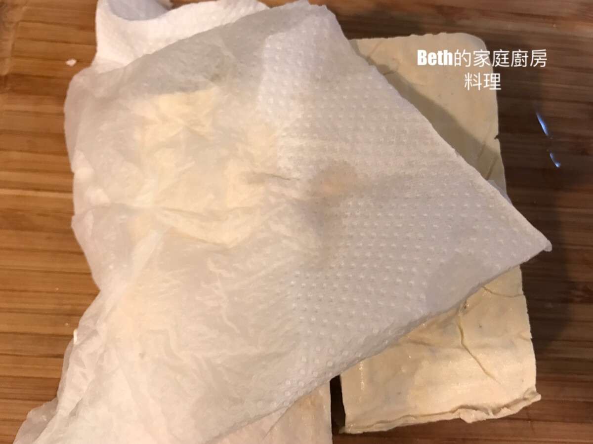 豆腐蔬菜素饺的加工步骤