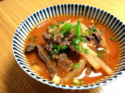 牛肉大酱汤 소고기된장찌개的加工步骤