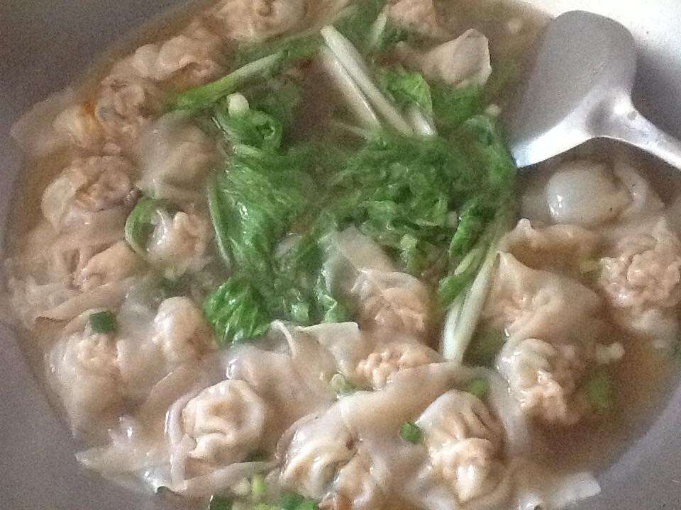 馄饨汤（自制馄饨）的加工步骤