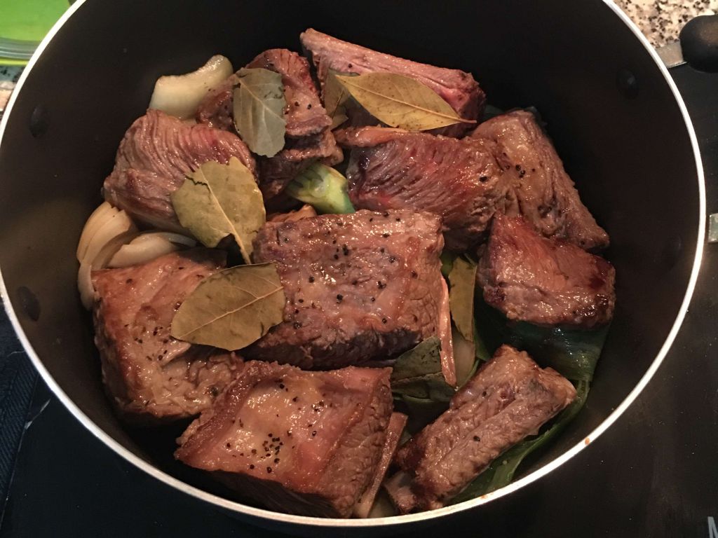 Bulalo 菲律宾牛肉汤的加工步骤