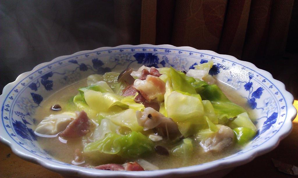 [深夜食堂-Like] 豚汁定食（猪肉味噌汤）的加工步骤