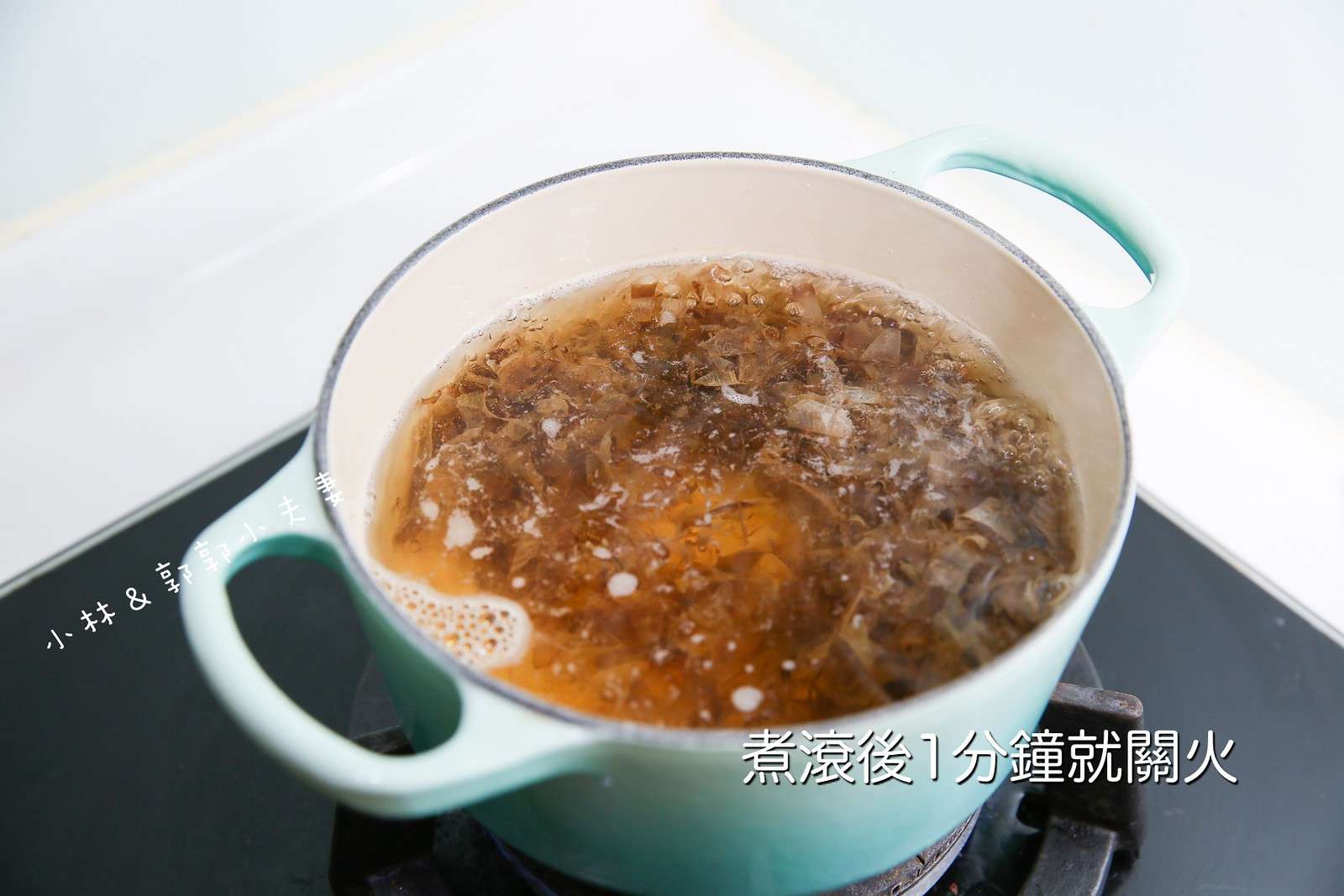 昆布柴鱼高汤做法：10分钟完美日式高汤的加工步骤