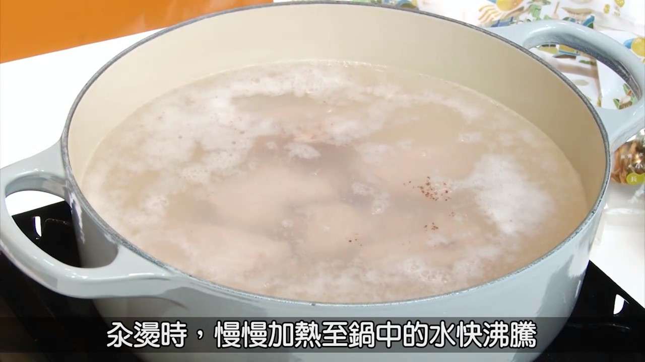 【长豆莲藕排骨汤】传统日晒，炖汤好滋味的加工步骤