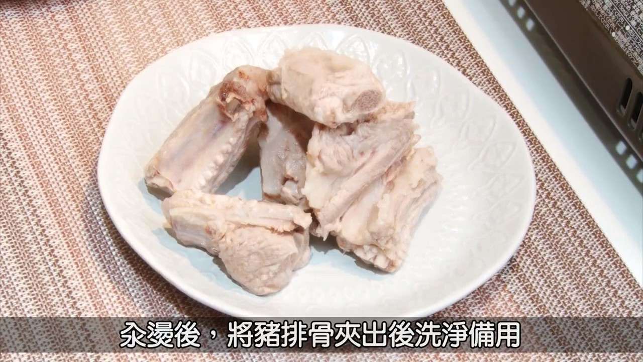 【长豆莲藕排骨汤】传统日晒，炖汤好滋味的加工步骤