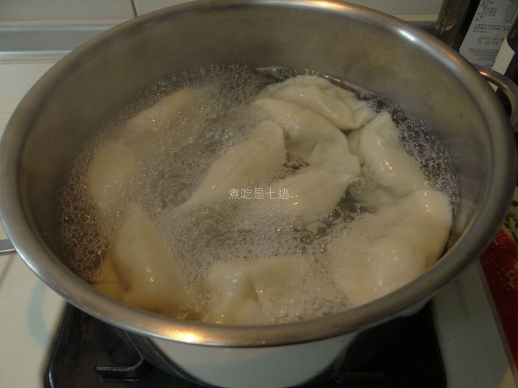 猪肉高丽菜水饺(肉多)的加工步骤