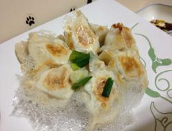 [小米爱料理] 【黄金玄米油清爽料理】冰花煎饺