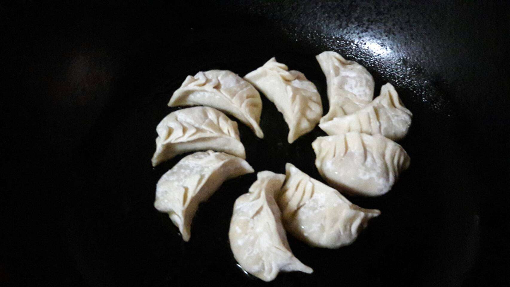 自家制泡菜煎饺的加工步骤