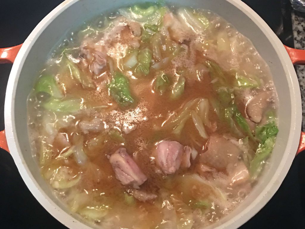 麻油鸡高丽菜饭的加工步骤