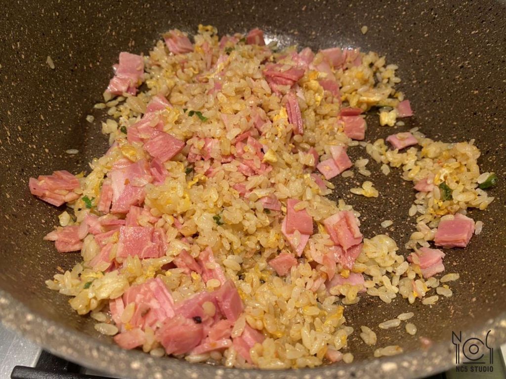 风味料理  西班牙风味焗烤饭的加工步骤