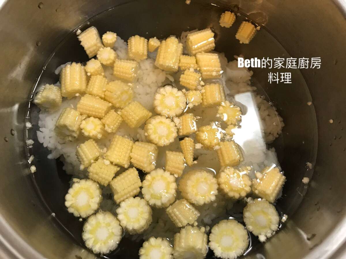 金银蛋瘦肉粥的加工步骤