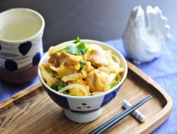 《一人食晚餐》一锅搞定，亲子丼