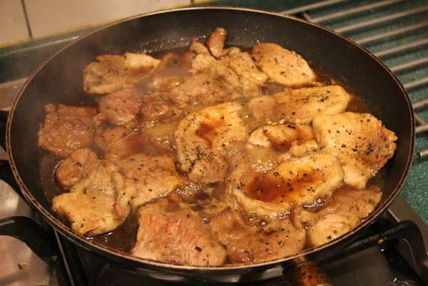 豚丼（烧肉盖饭）的加工步骤